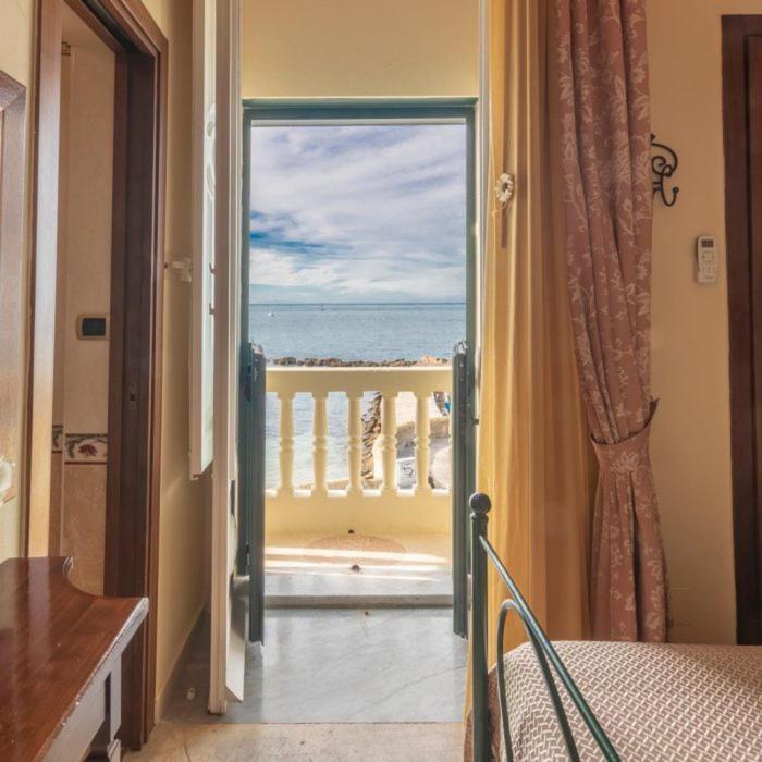 La Riviera 3*