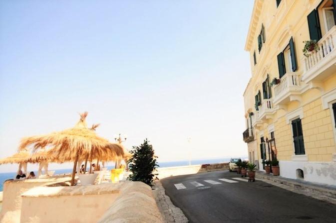 La Riviera 3*