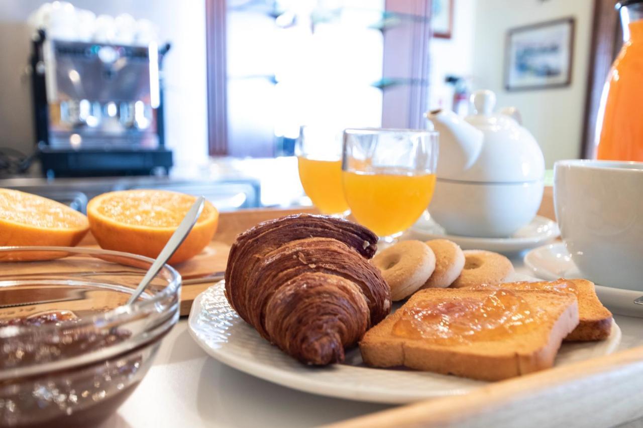 La Riviera Couette-café 3*